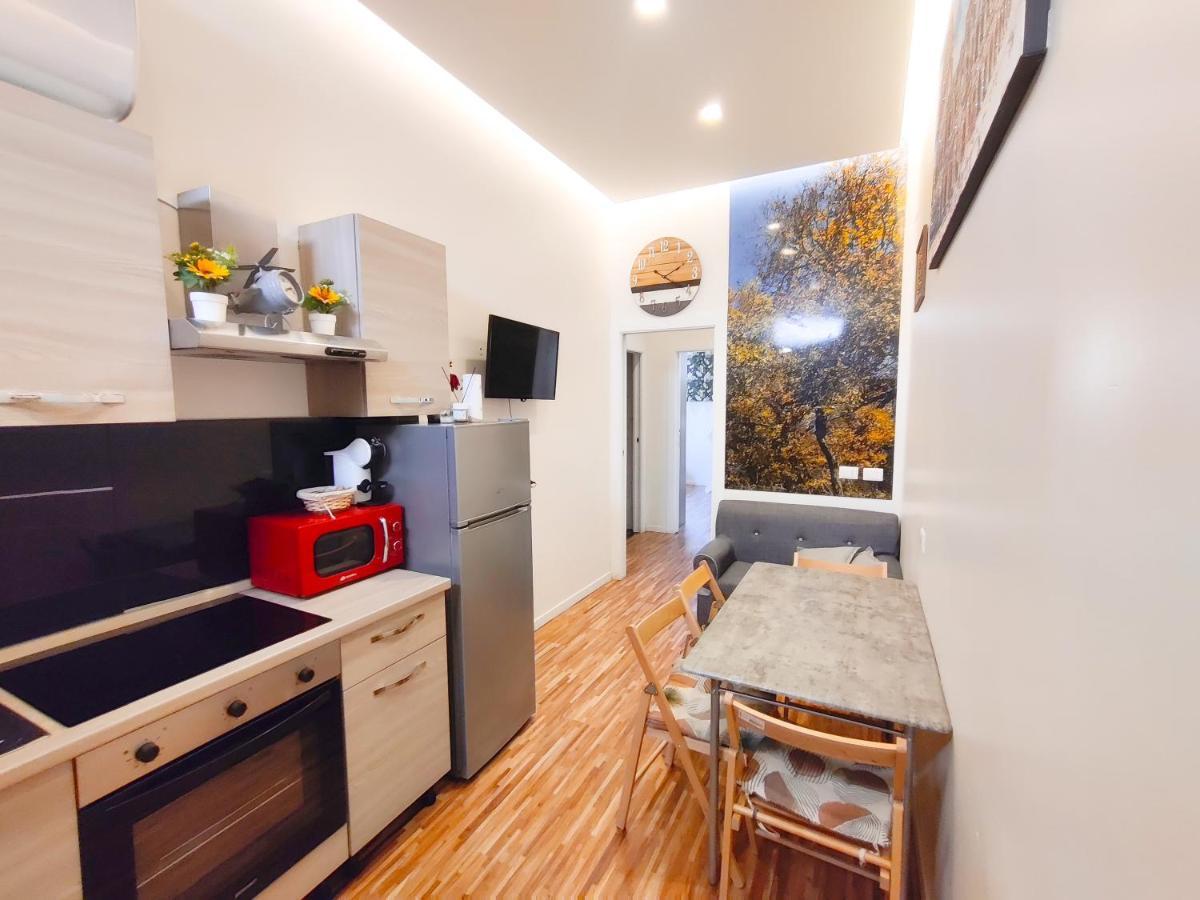 Comfy Appartment Near Metro M3 - Wifi Milan Luaran gambar